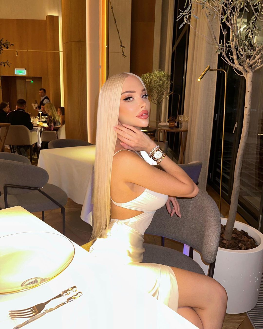 Angelina brezhenskaya 12 hottest pics, angelina brezhenskaya 12 instagram