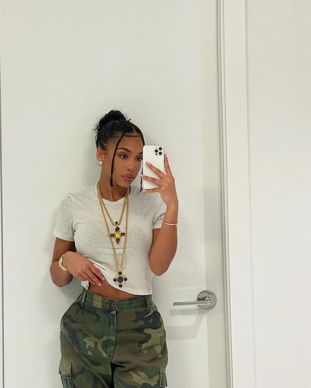 Lori harvey 32 hottest pics, lori harvey 32 instagram