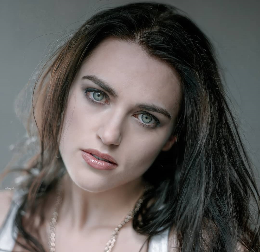 Katie mcgrath 30 hottest pics, katie mcgrath 30 instagram