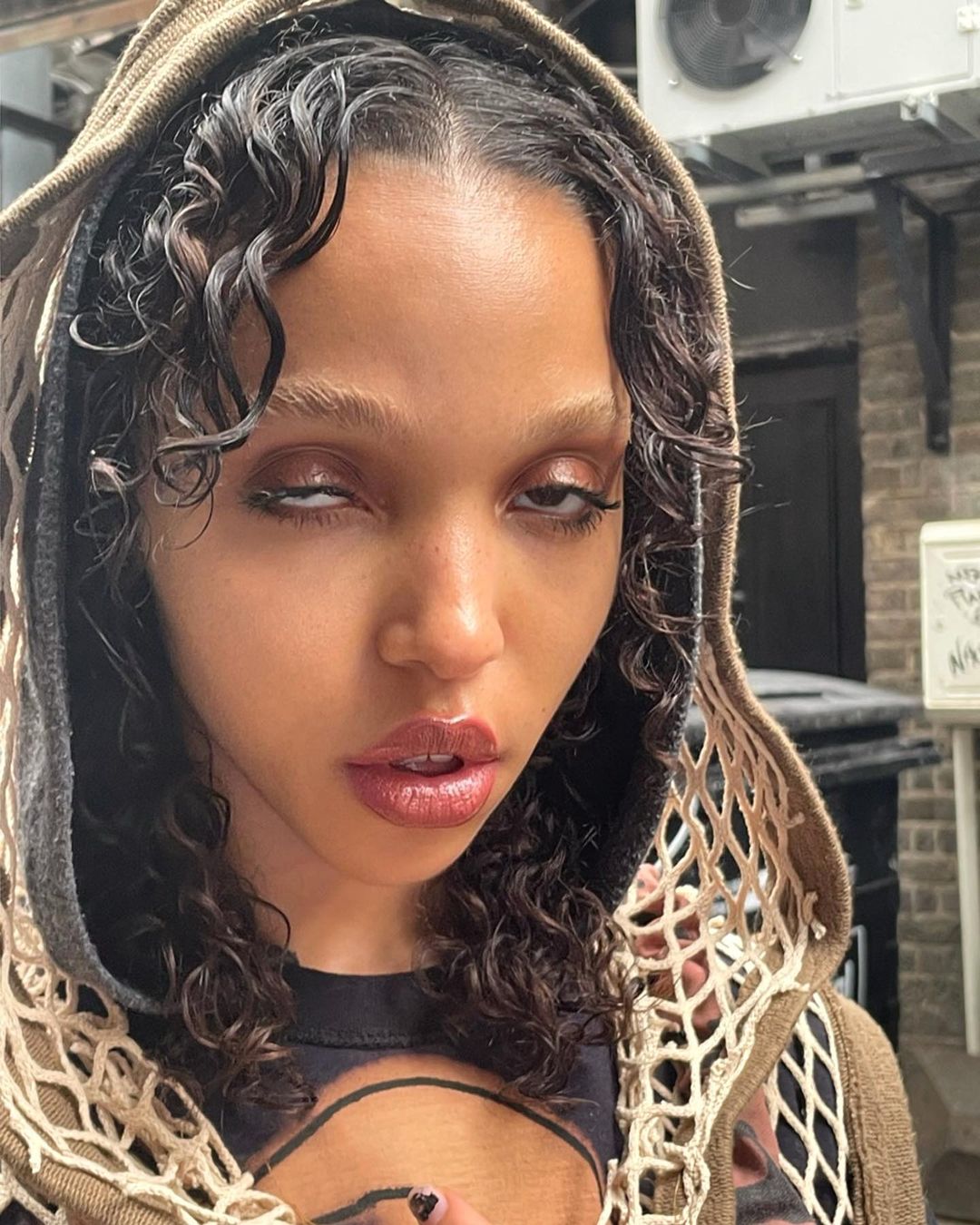 Fka twigs 20 hottest pics, fka twigs 20 instagram