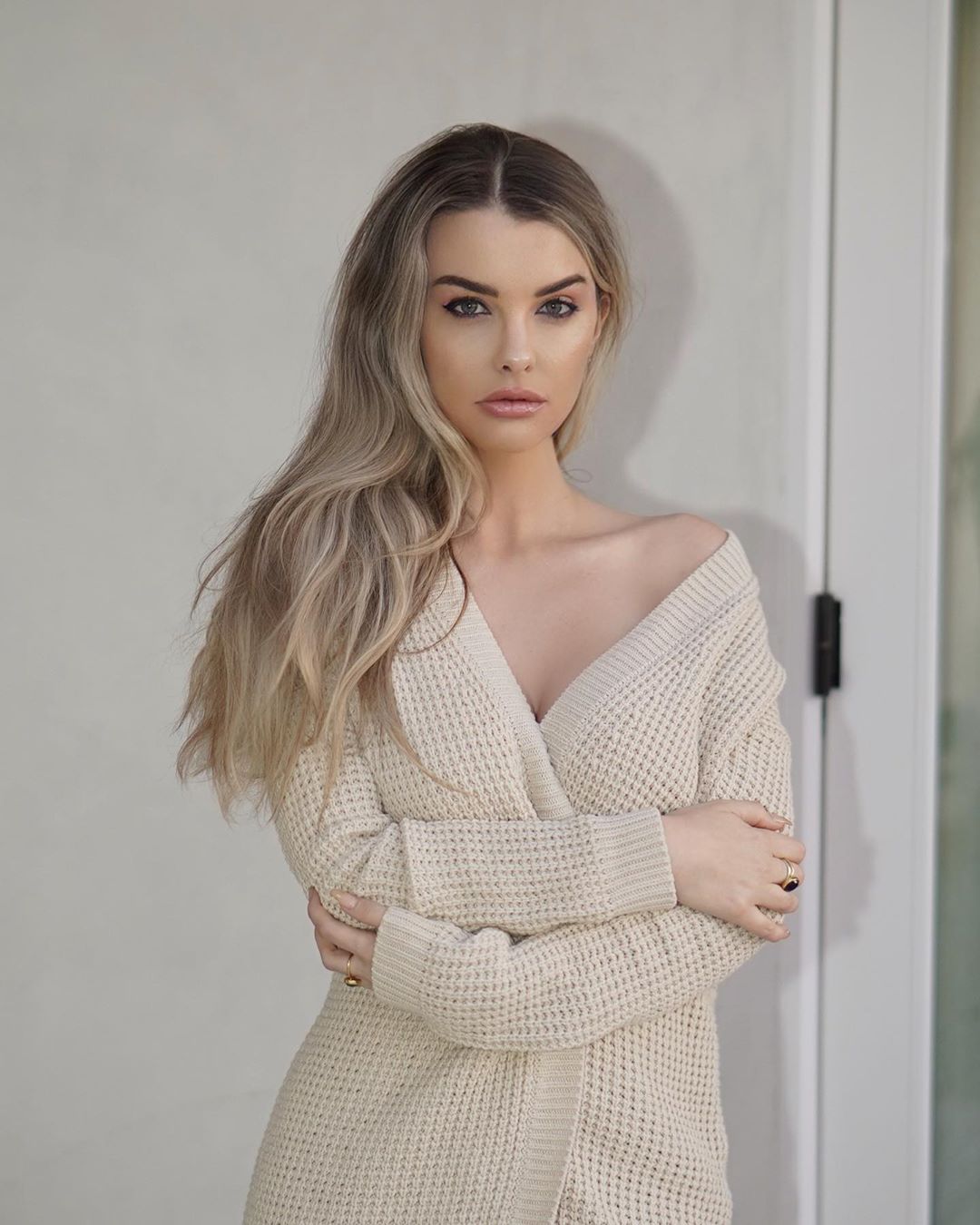 Emily sears 22 hottest pics, emily sears 22 instagram