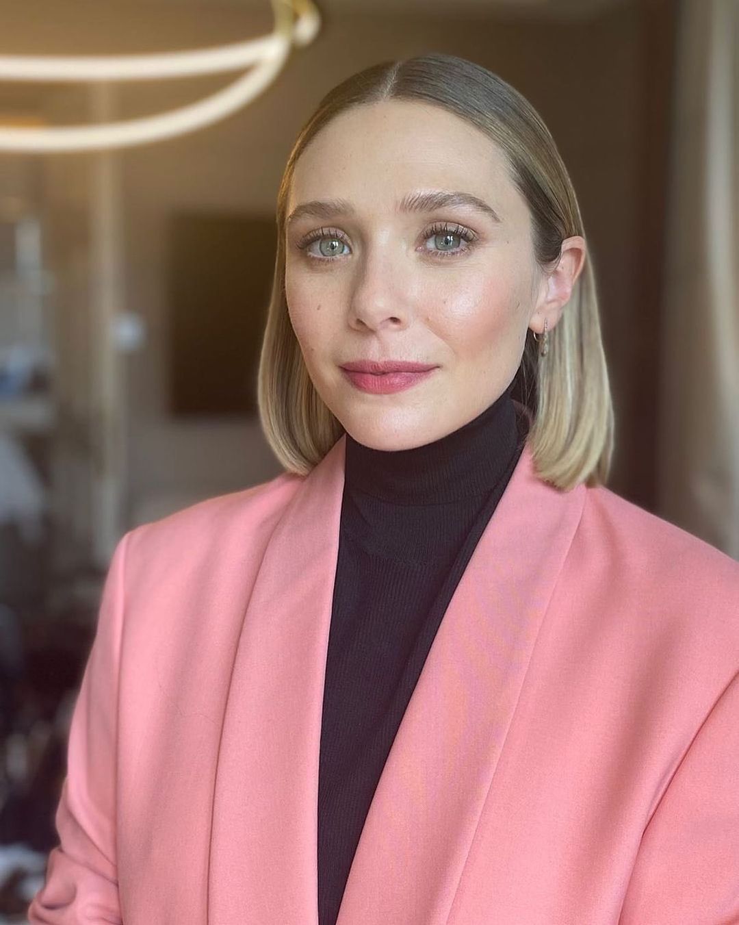 Elizabeth olsen 10 hottest pics, elizabeth olsen 10 instagram