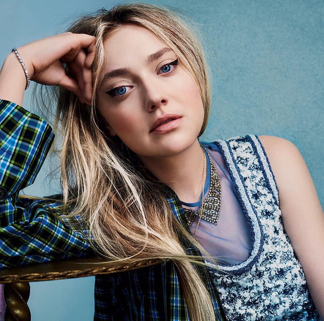 Dakota fanning 32 hottest pics, dakota fanning 32 instagram