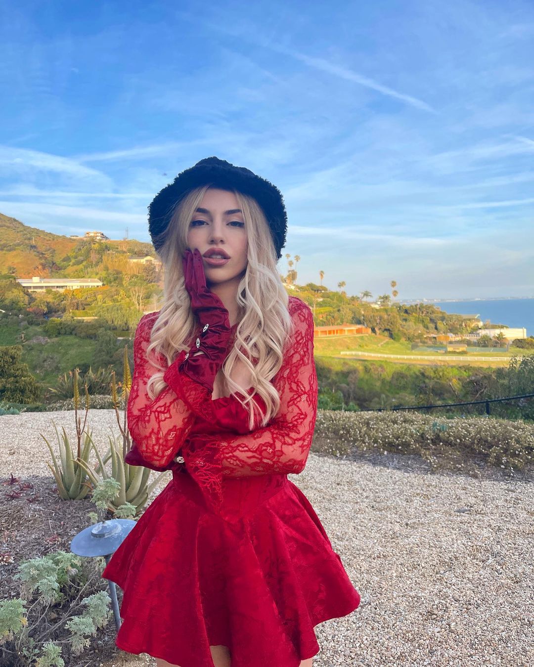 Ava max 8 hottest pics, ava max 8 instagram