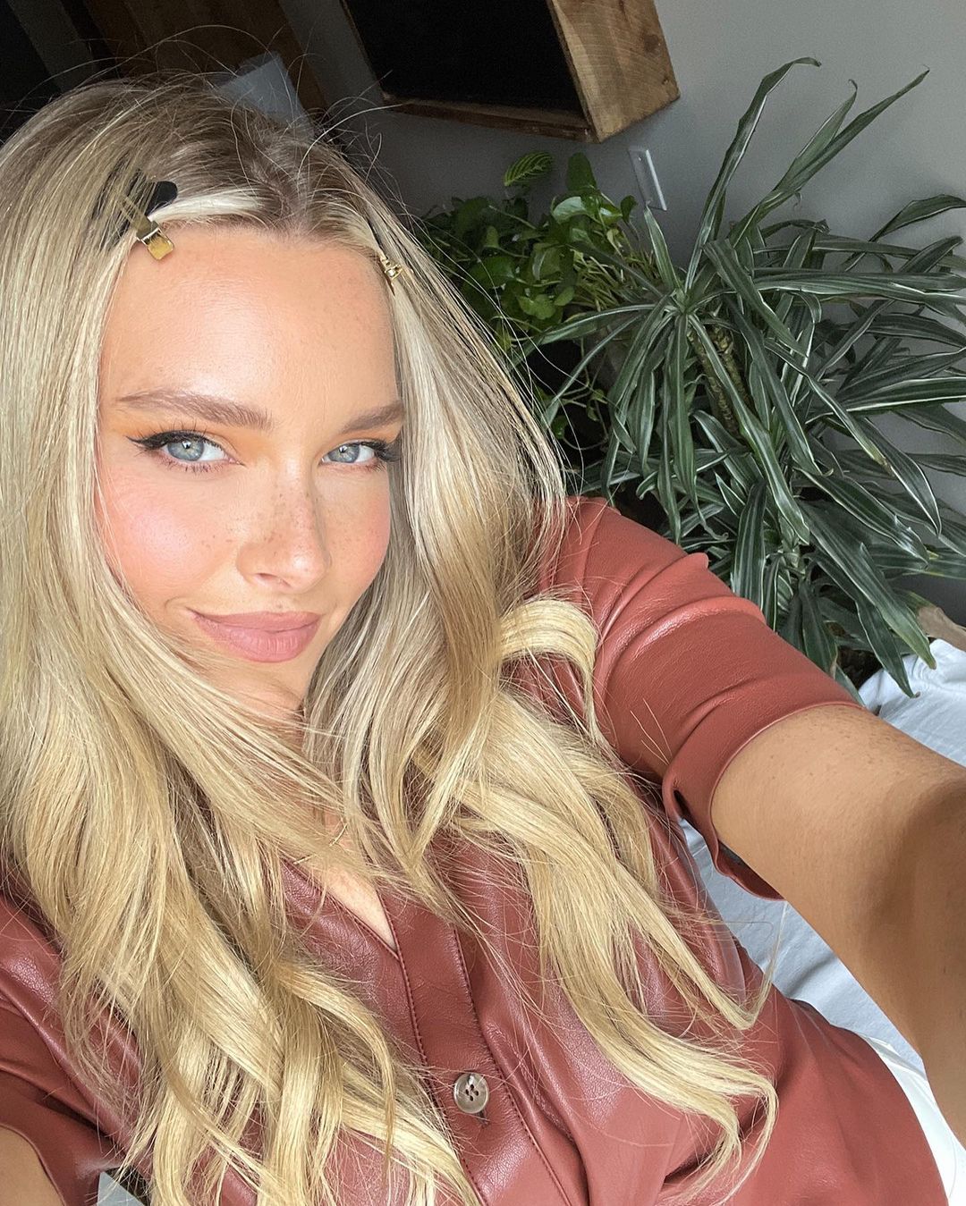 Camille kostek 20 hottest pics, camille kostek 20 instagram