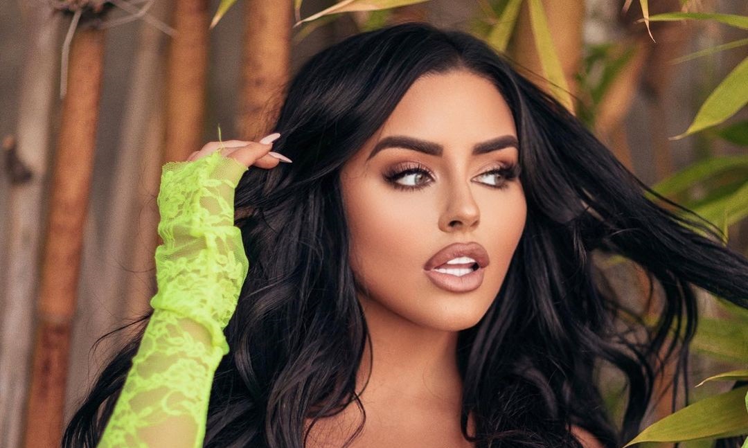 Abigail ratchford 24 hottest pics, abigail ratchford 24 instagram