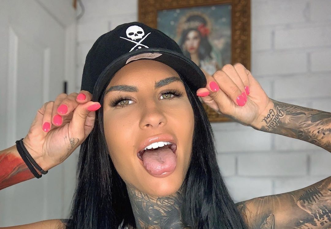 Tattooed katia 10 hottest pics, tattooed katia 10 instagram