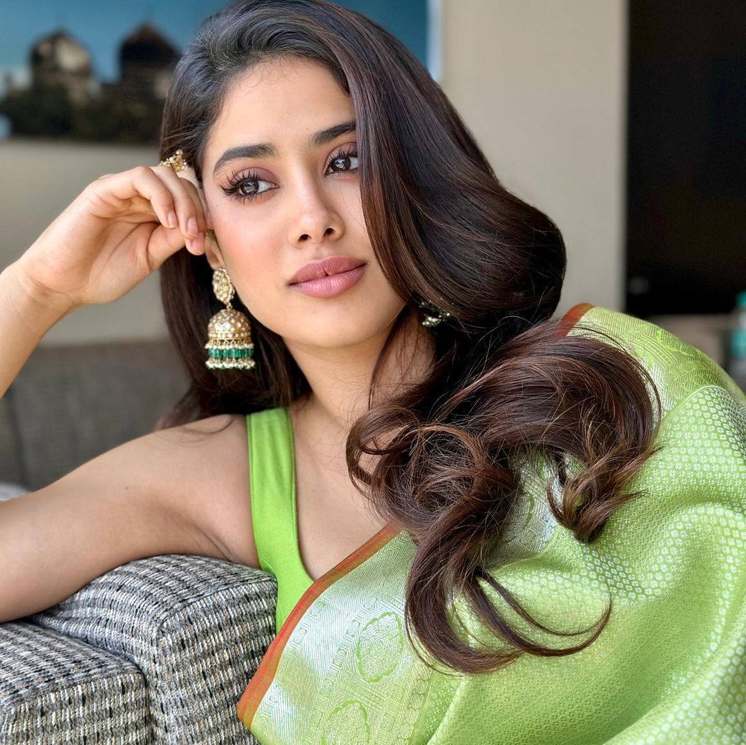 Janhvi kapoor 36 hottest pics, janhvi kapoor 36 instagram