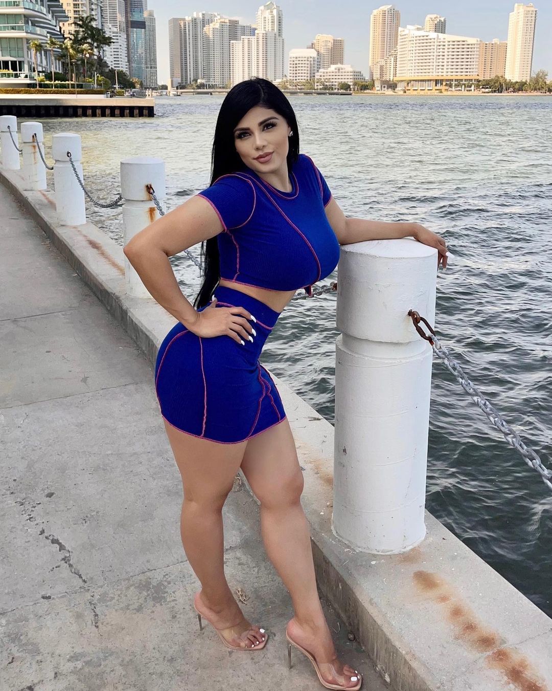 Vianey frias 14 hottest pics, vianey frias 14 instagram