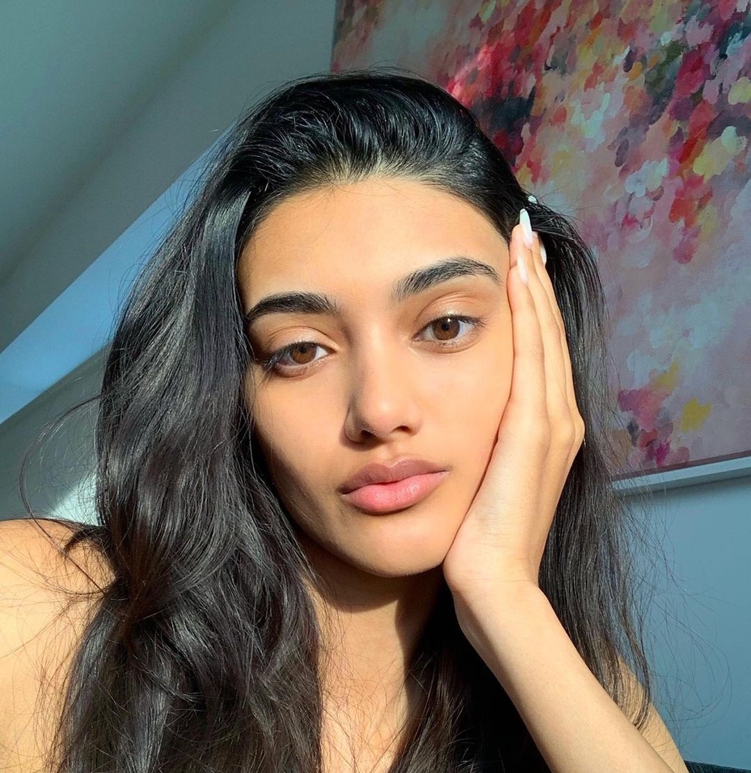 Neelam gill 16 hottest pics, neelam gill 16 instagram