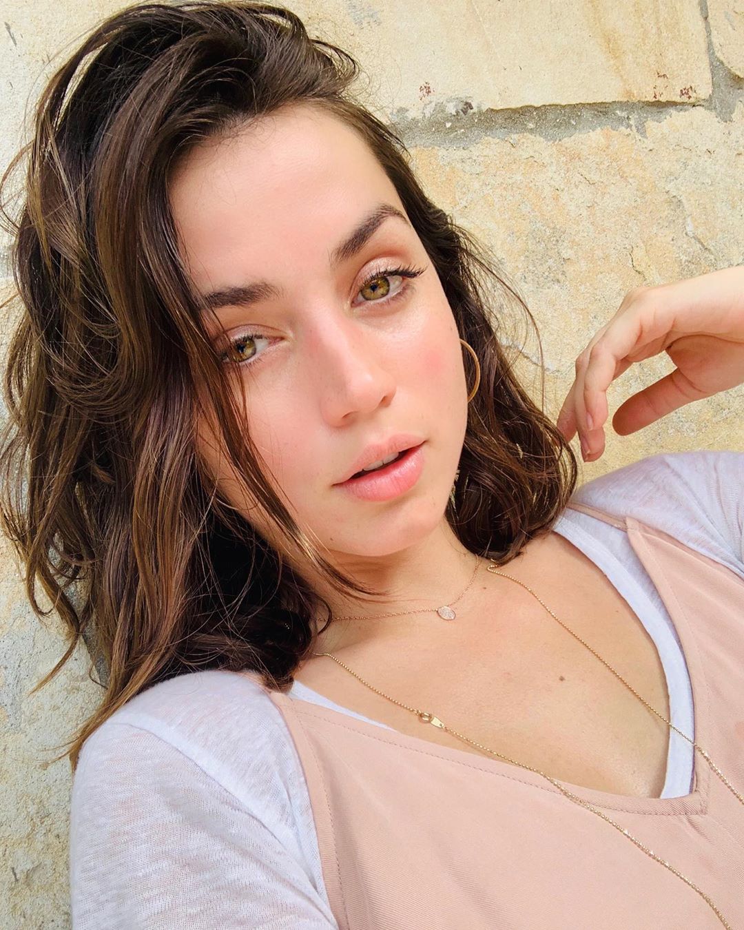 Ana de armas 16 hottest pics, ana de armas 16 instagram