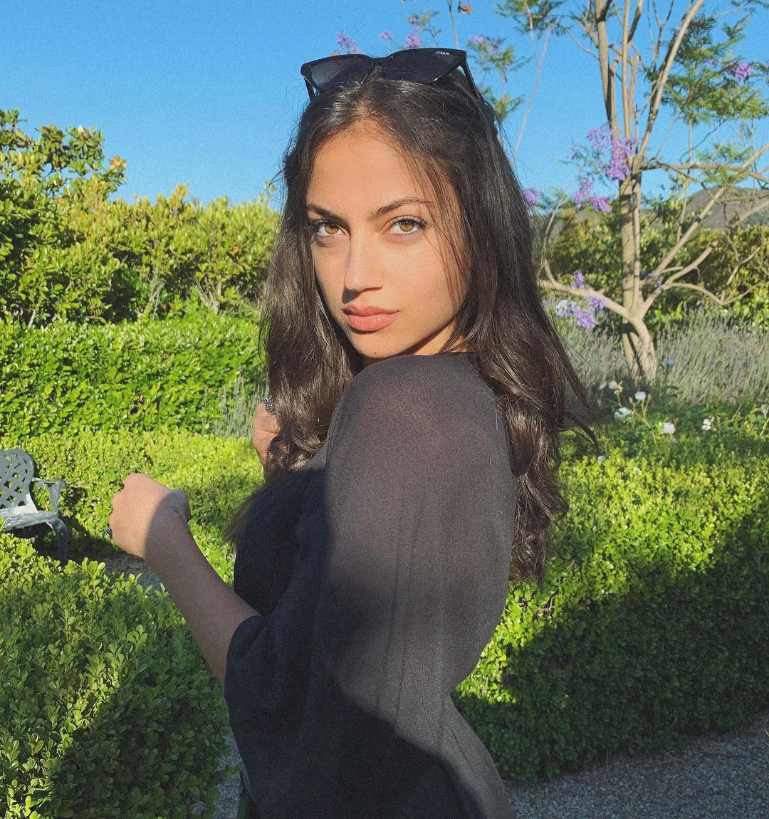 Inanna sarkis 28 hottest pics, inanna sarkis 28 instagram