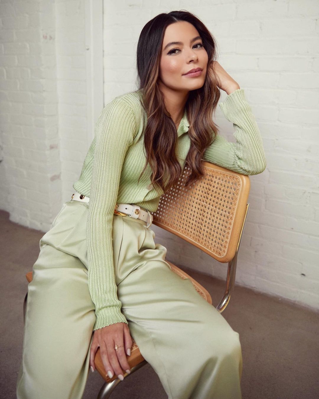 Miranda cosgrove 16 hottest pics, miranda cosgrove 16 instagram