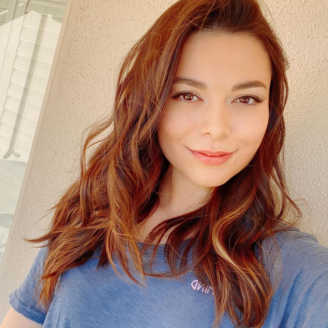 Miranda cosgrove 26 hottest pics, miranda cosgrove 26 instagram