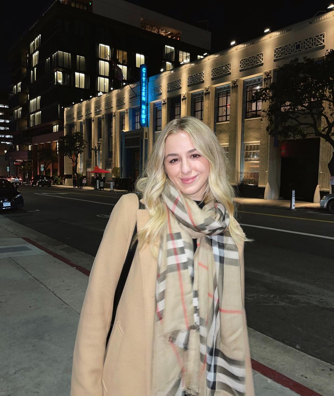 Chloe lukasiak 22 hottest pics, chloe lukasiak 22 instagram