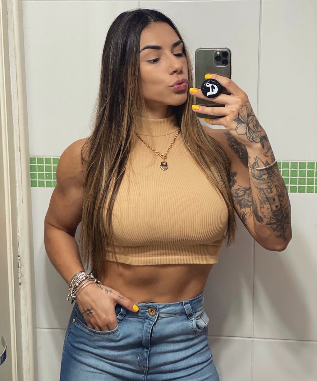 Caroline sanches 28 hottest pics, caroline sanches 28 instagram