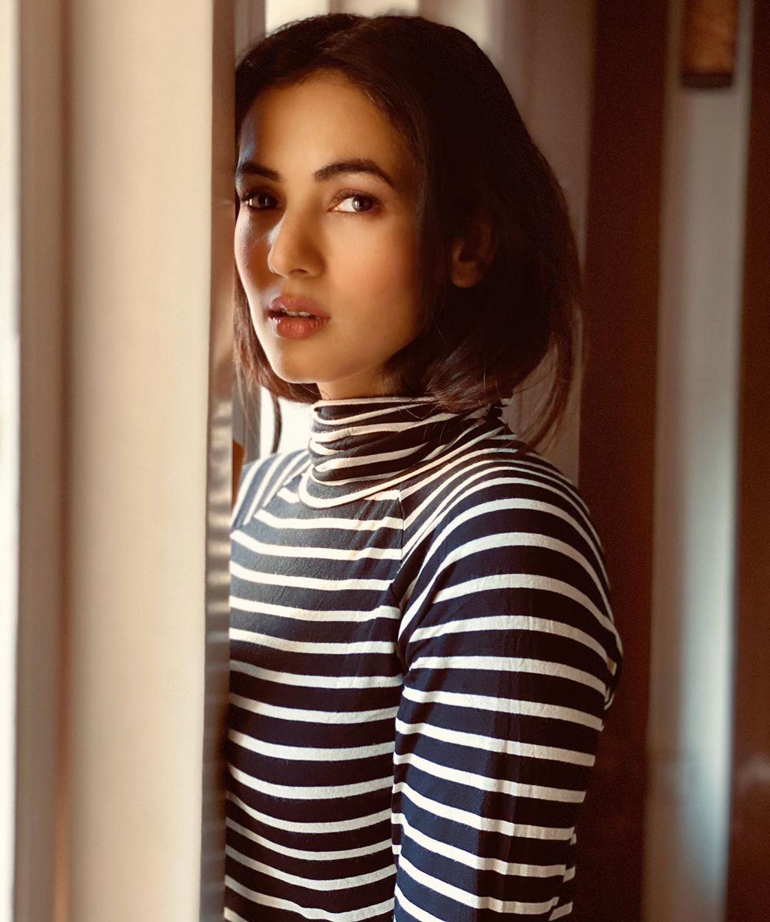 Sonal chauhan 14 hottest pics, sonal chauhan 14 instagram