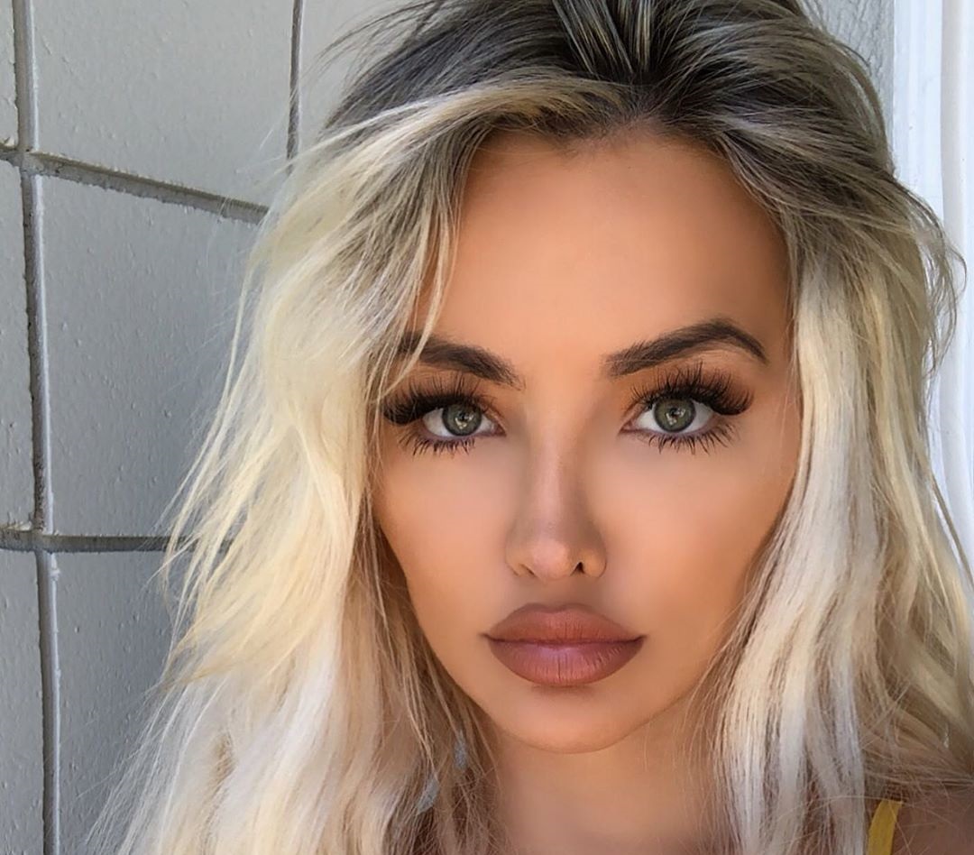 Lindsey pelas 10 hottest pics, lindsey pelas 10 instagram