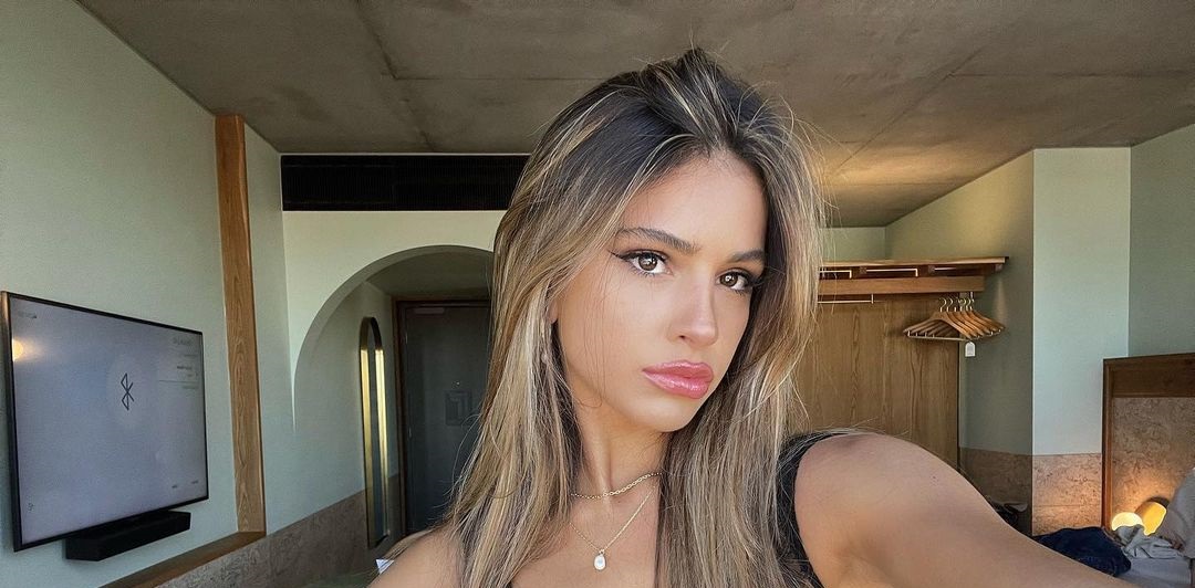 Liv grivas 22 hottest pics, liv grivas 22 instagram