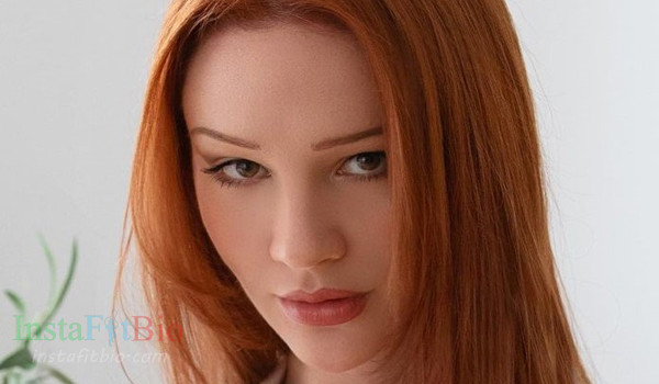 Alina Lewis biography, 22 Photos, Age, Height, Real Name, Instagram ...