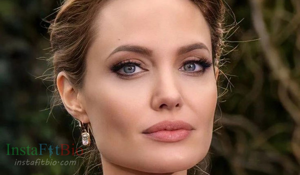 Angelina jolie 2 hottest pics, angelina jolie 2 instagram