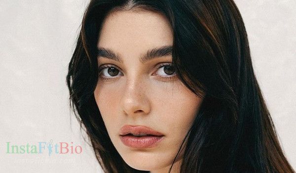 Camila morrone 2 hottest pics, camila morrone 2 instagram