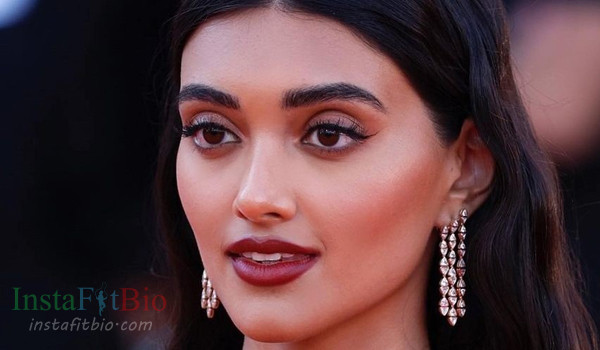 Neelam gill 50 hottest pics, neelam gill 50 instagram