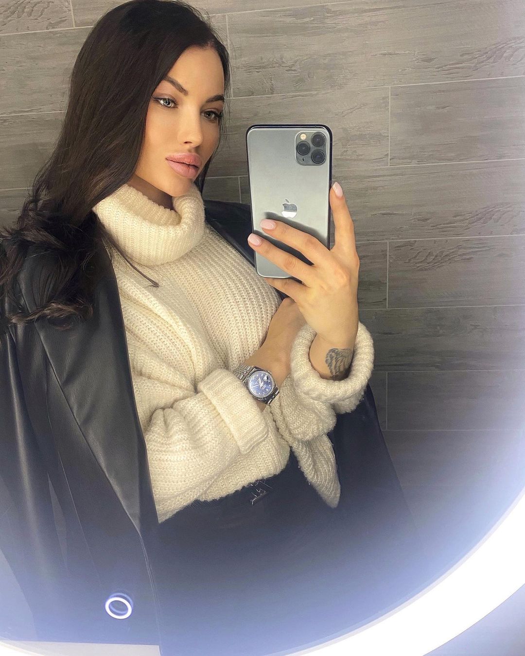 Svetaut 50 hottest pics, svetaut 50 instagram