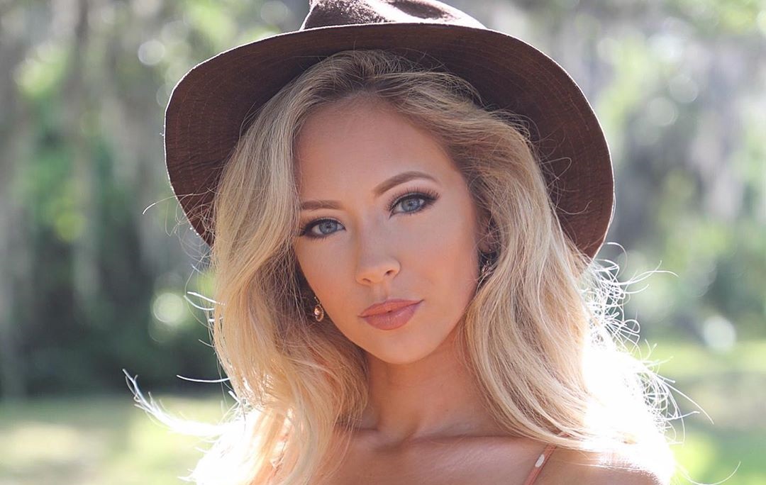 Amanda taylor 22 hottest pics, amanda taylor 22 instagram