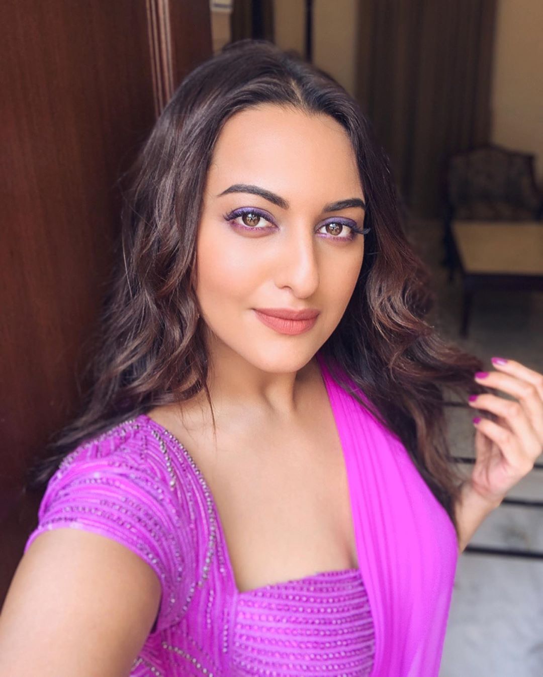 Sonakshi sinha 24 hottest pics, sonakshi sinha 24 instagram