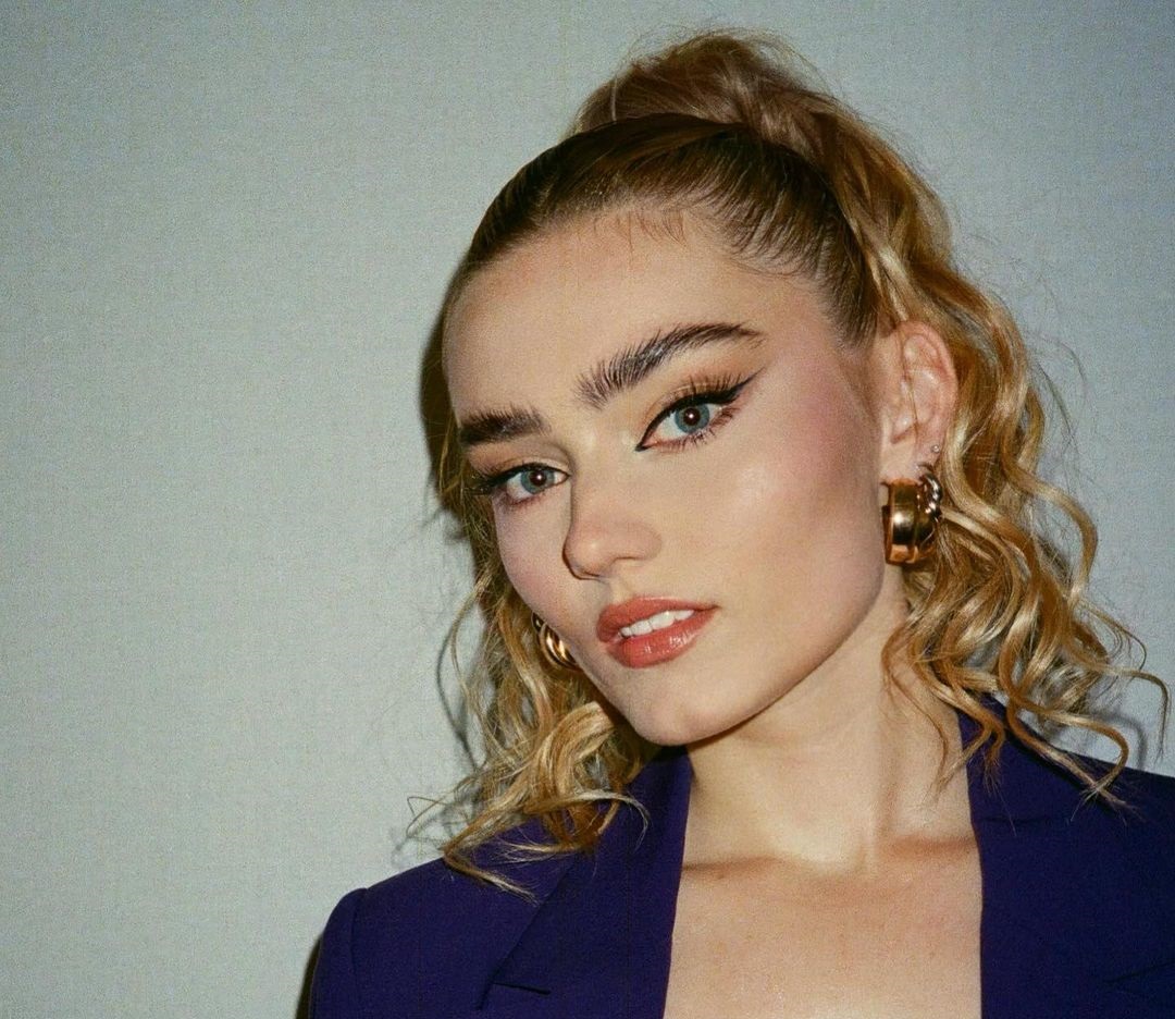 Meg donnelly 16 hottest pics, meg donnelly 16 instagram