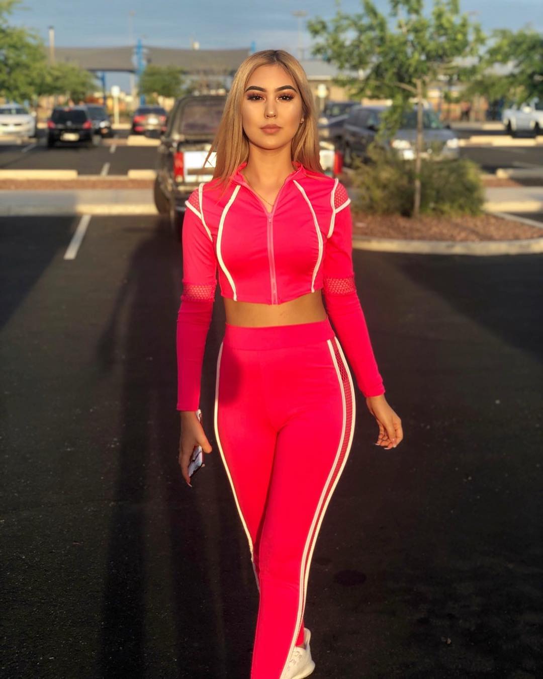 Nicole valadez 22 hottest pics, nicole valadez 22 instagram