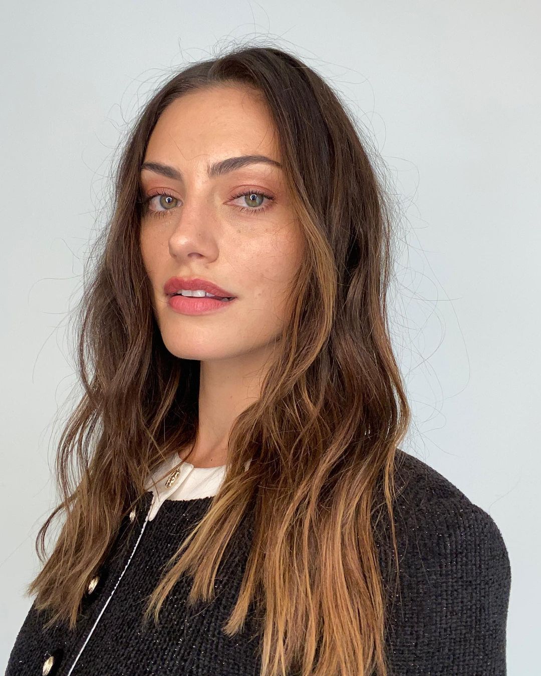 Phoebe tonkin 10 hottest pics, phoebe tonkin 10 instagram