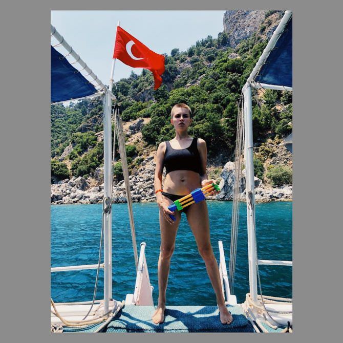 Дарья мельникова 16 hot pics, дарья мельникова 16 bio, дарья мельникова 16 twitter instagram Дарья мельникова фотография в купальнике в инстаграм