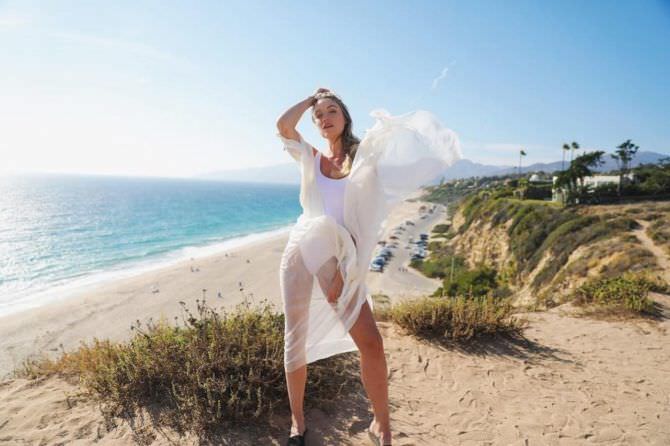 Катрина боуден 22 hot pics, катрина боуден 22 bio, катрина боуден 22 twitter instagram Катрина боуден фото на берегу моря