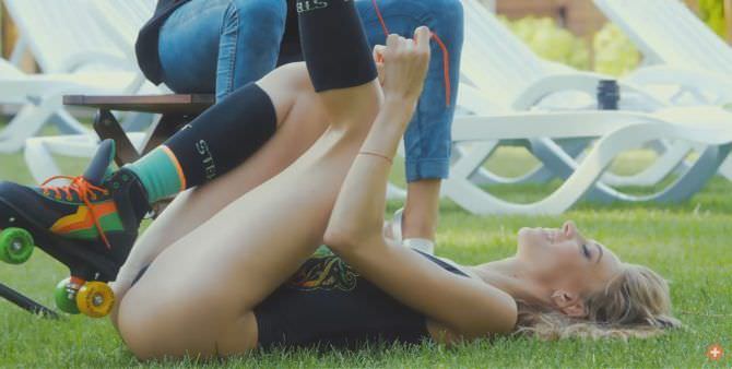 Надежда сысоева 10 hot pics, надежда сысоева 10 bio, надежда сысоева 10 twitter instagram Надежда сысоева фотография в купальнике на траве