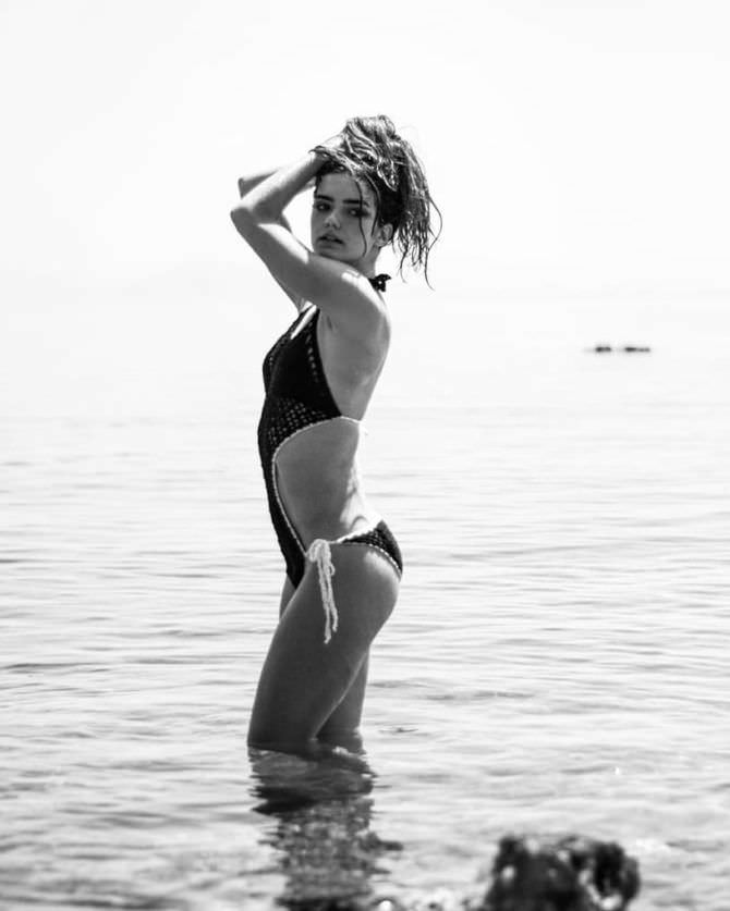 Мария дмитриева 30 hot pics, мария дмитриева 30 bio, мария дмитриева 30 twitter instagram Мария дмитриева чёрно-белое фото в море