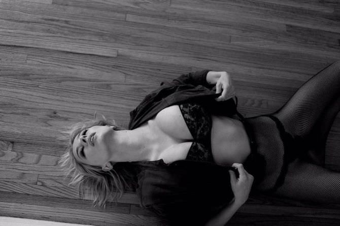 Кэролин врилэнд 28 hot pics, кэролин врилэнд 28 bio, кэролин врилэнд 28 twitter instagram Кэролин врилэнд фото в белье и куртке