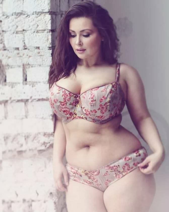 Светлана каширова 23 hot pics, светлана каширова 23 bio, светлана каширова 23 twitter instagram Светлана каширова фото в комплекте с рисунком