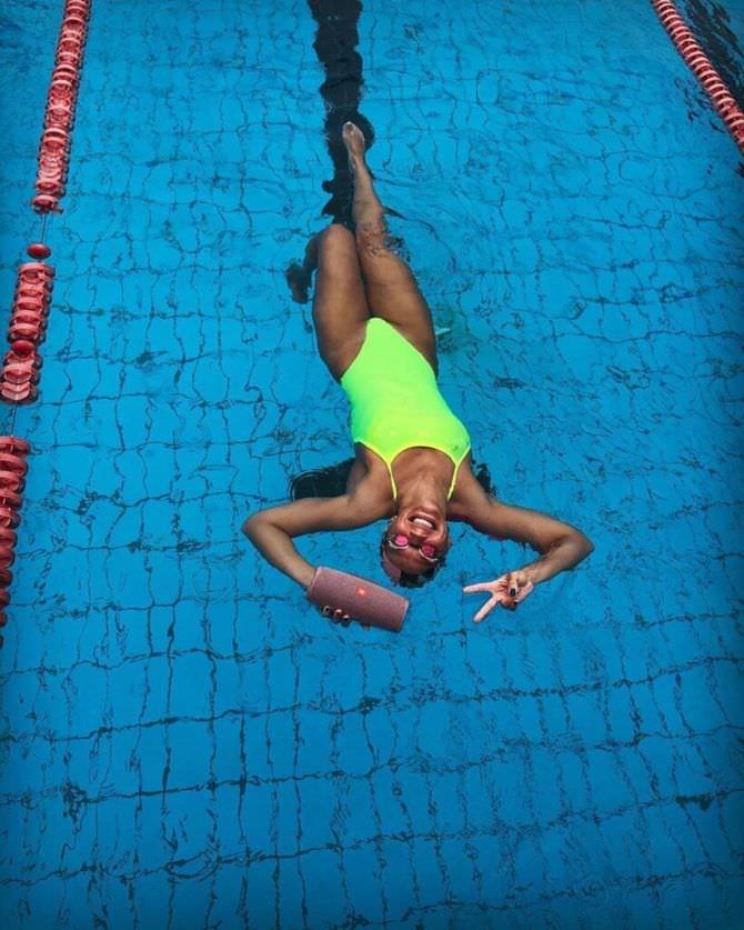 Юлия ефимова 38 hot pics, юлия ефимова 38 bio, юлия ефимова 38 twitter instagram Юлия ефимова фото в ярком купальнике